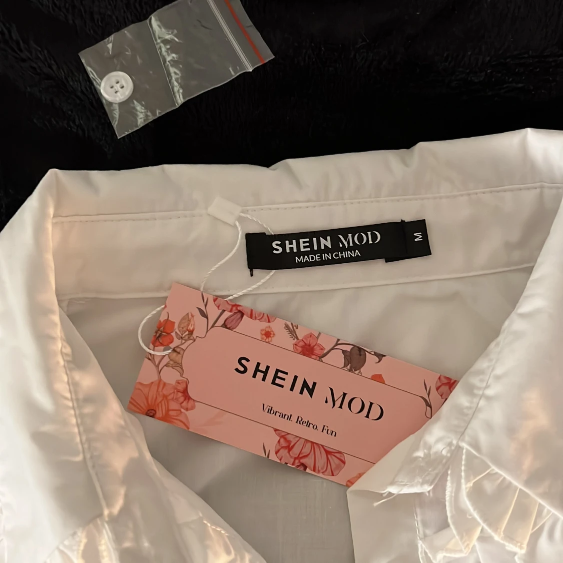 Croppad skjorta stl M - 90