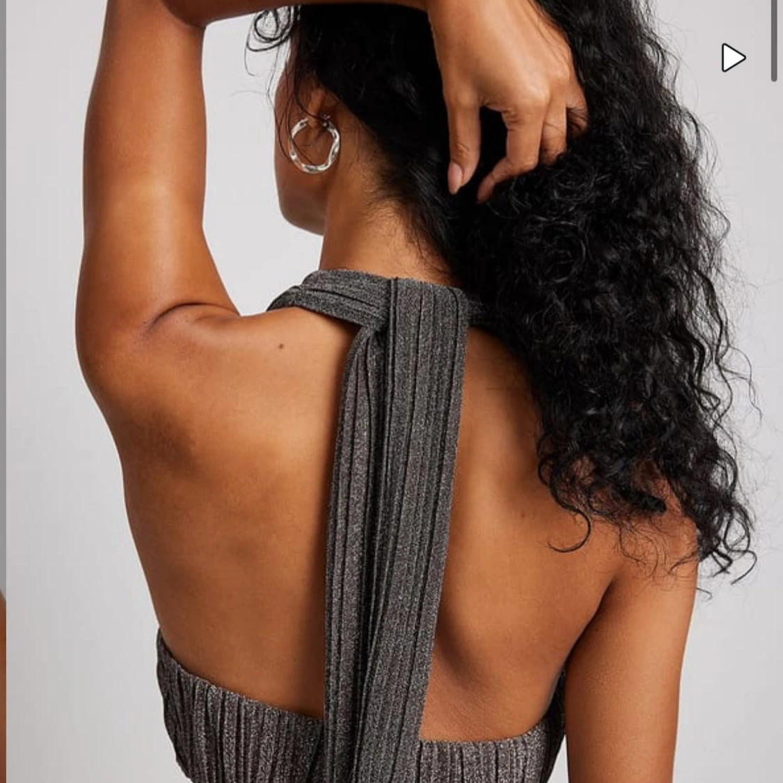 Glittrig grå halterneck topp