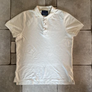 Bondelid pike - Ganska ny och fint skick här av er vid mindsta frågor