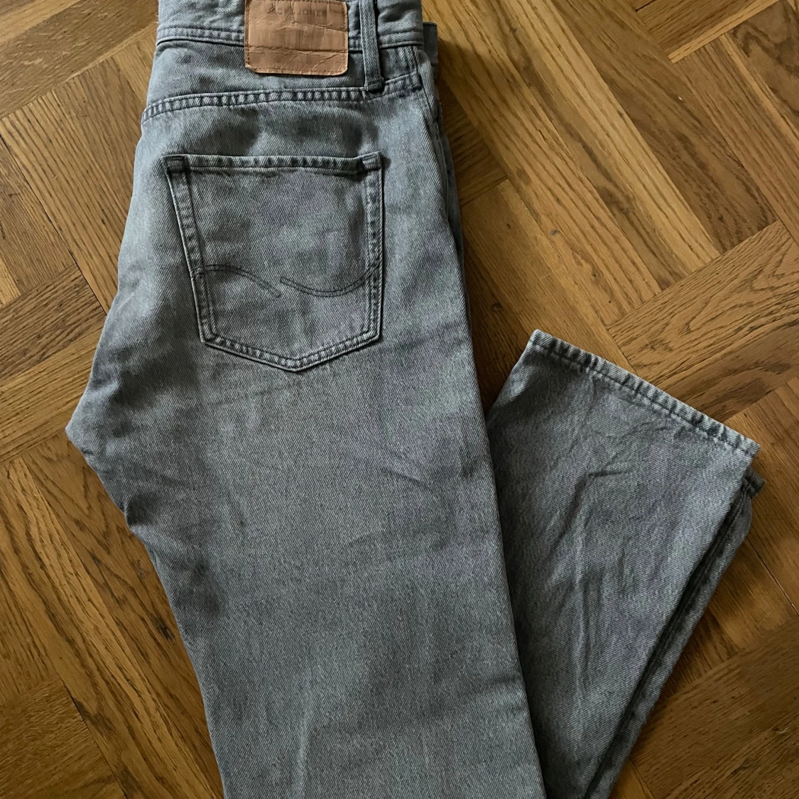 Grå jeans från Jack & Jones