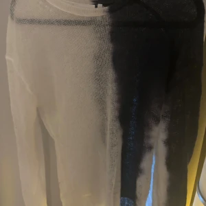 Weekday mesh tröja - Super cool tröja från weekday❤️‍🔥