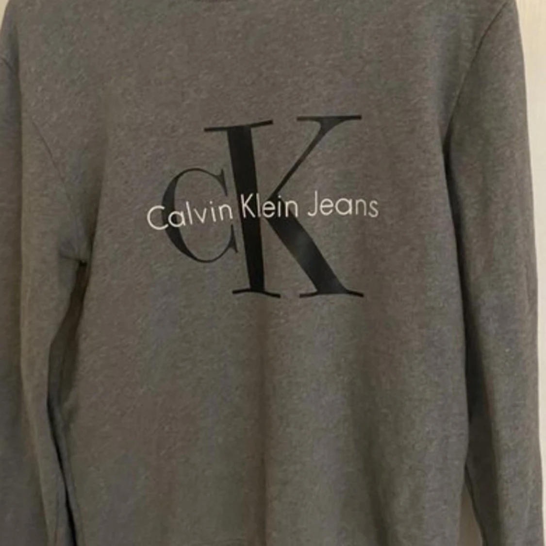 Grå tröja från Calvin Klein Jeans