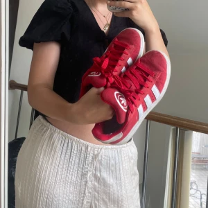 Campus 00 ❤️‍🔥 - Röda campus 00 köpta i USA i våras ❤️‍🔥