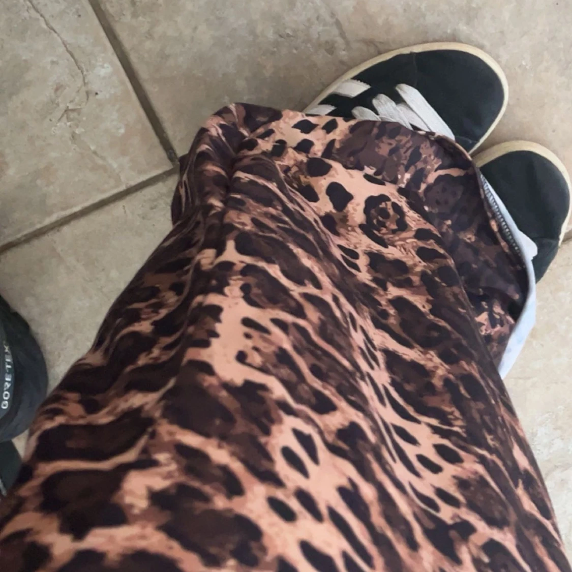 SLUTSÅLD LEOPARD MAXI KJOL - 92