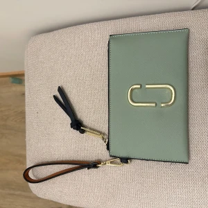 Marc Jacobs väska - Endast använd under bal