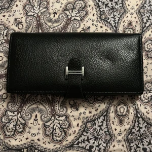 Plånbok - Plånbok i nyskick, knappt använd.