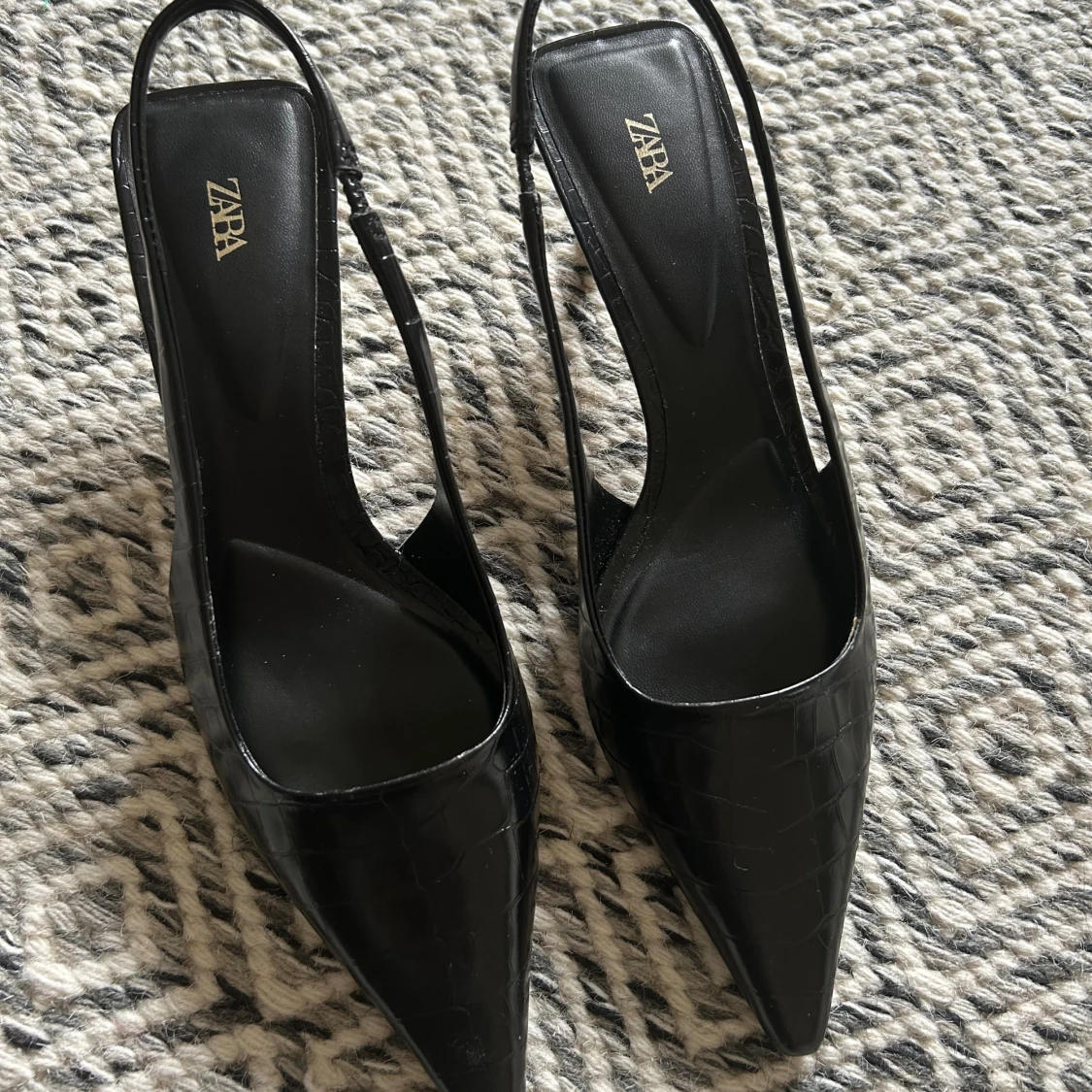 Spetsiga klackskor - 90