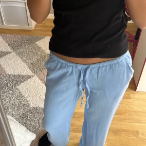 Lågmidjade linnebyxor🎀 - Aldrig använt!! Skriv för frågor💗