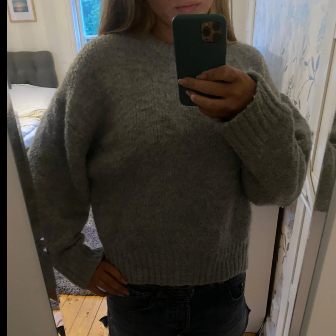 Mysig stickad tröja