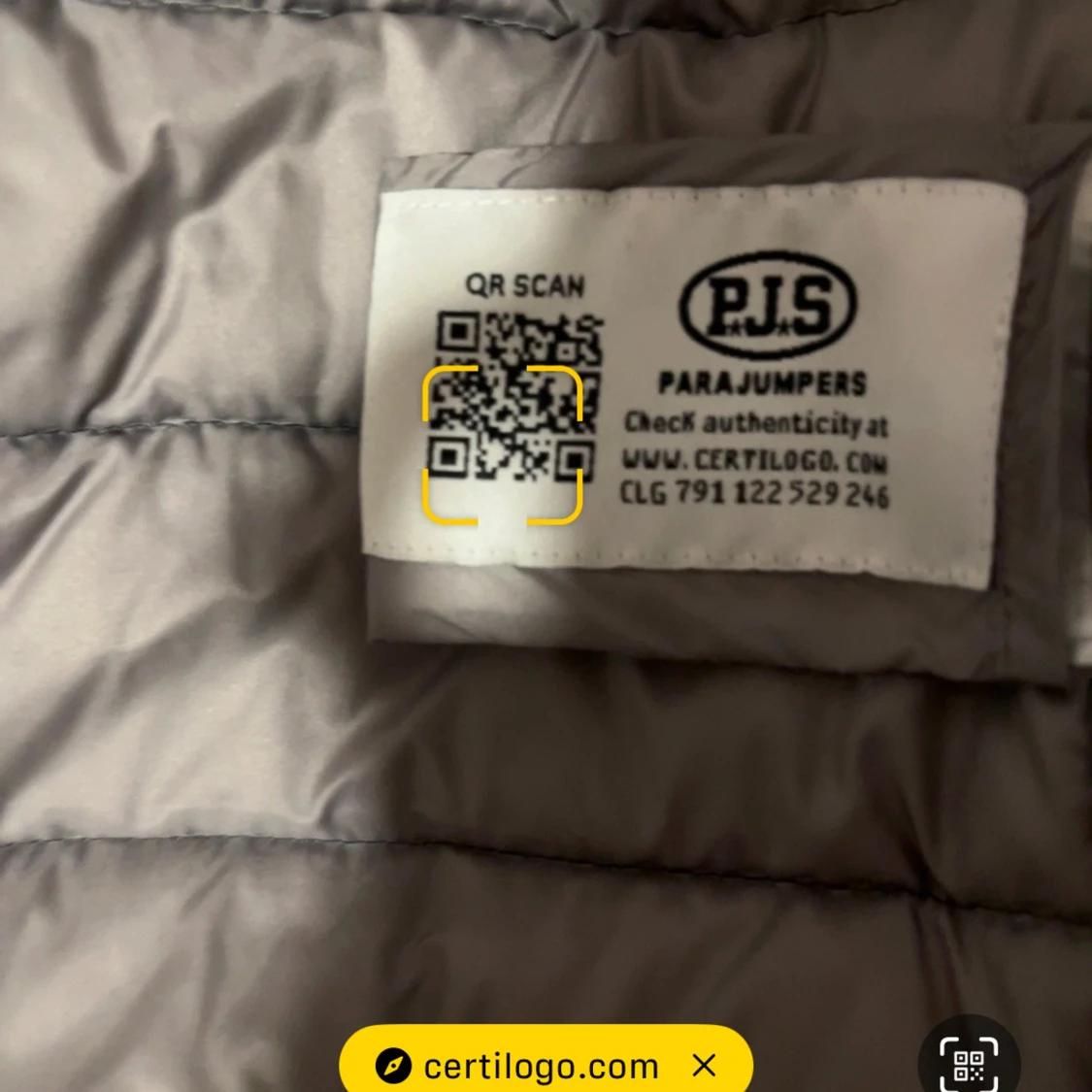 Svart dunjacka från Parajumpers - 2