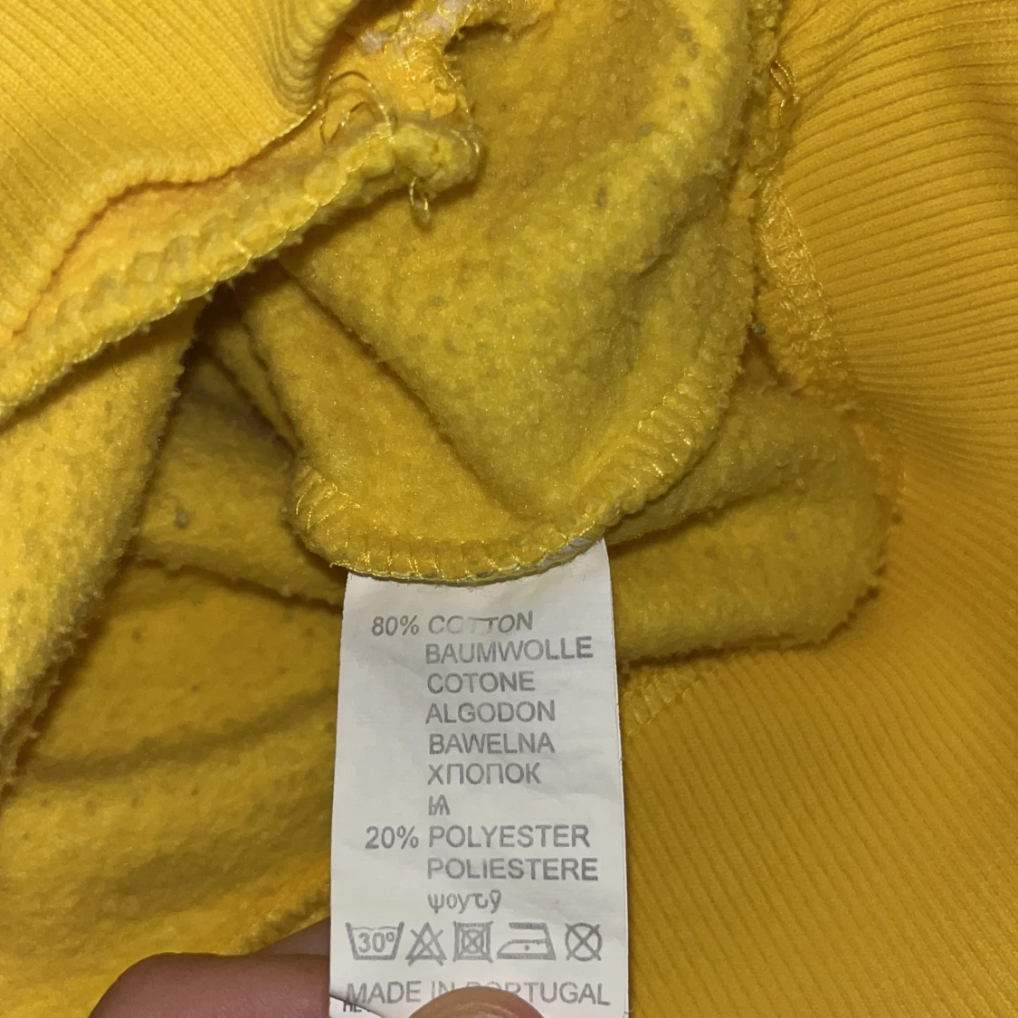 Gul hoodie från Trocadero - 91