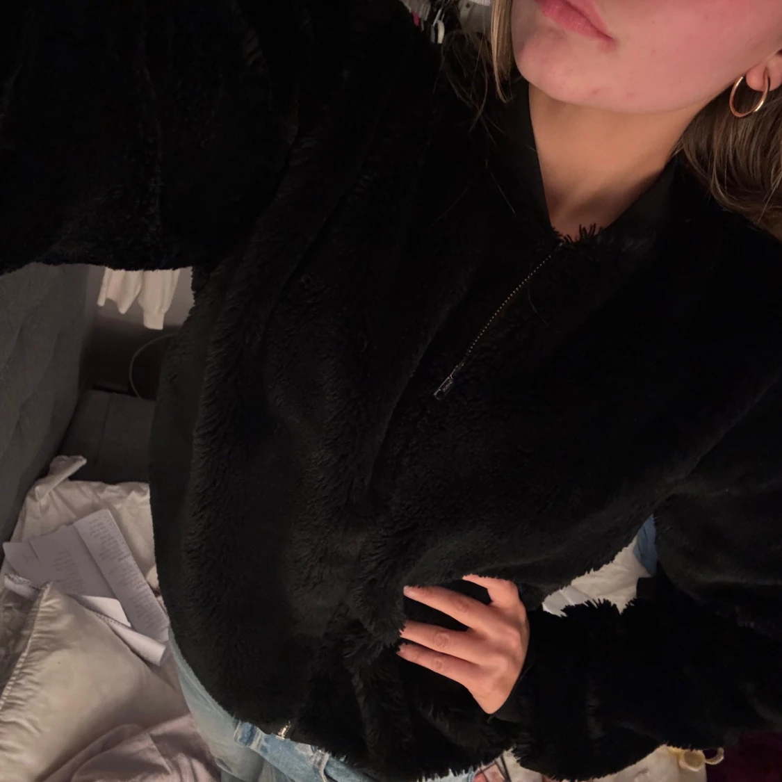 Svart pelsjacka  - 91