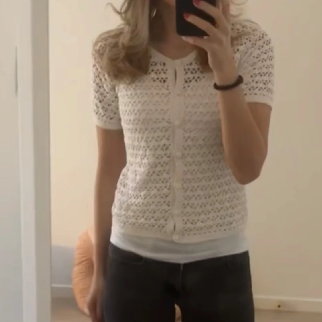 Vit spetskofta från Ventilo - 90