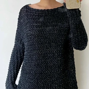 Tröja - Stickad tröja från ZARA, använd ett fåtal gånger och i bra skick. Storlek M. Köp gärna via KÖP NU.