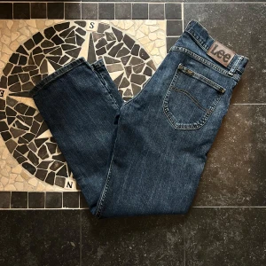 Lee Regular Fit Jeans - Riktigt feta blåa jeans 31/30🔵super kvalitet av lee