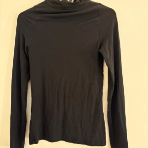 Turtle neck från Gina  - Jätte skön men för liten på mig 
