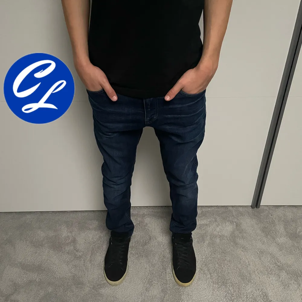 Tiger of Sweden jeans | Skick: 9/10 | Strl W30 L32 | Modell - Pistolero |Pris - 399 | Fraktar via Postnord eller Instabox på köparens bekostnad | Hör av dig vid minsta fråga eller fundering!. Jeans & Byxor.