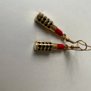 Örhänge  - Hemma gjorda nickelfria 