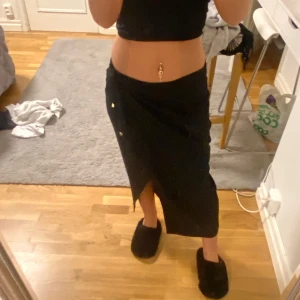 Kjol - Ny skick, oandvänd