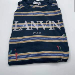 En Lanvin tröja Skick 10/10 en STEAL!