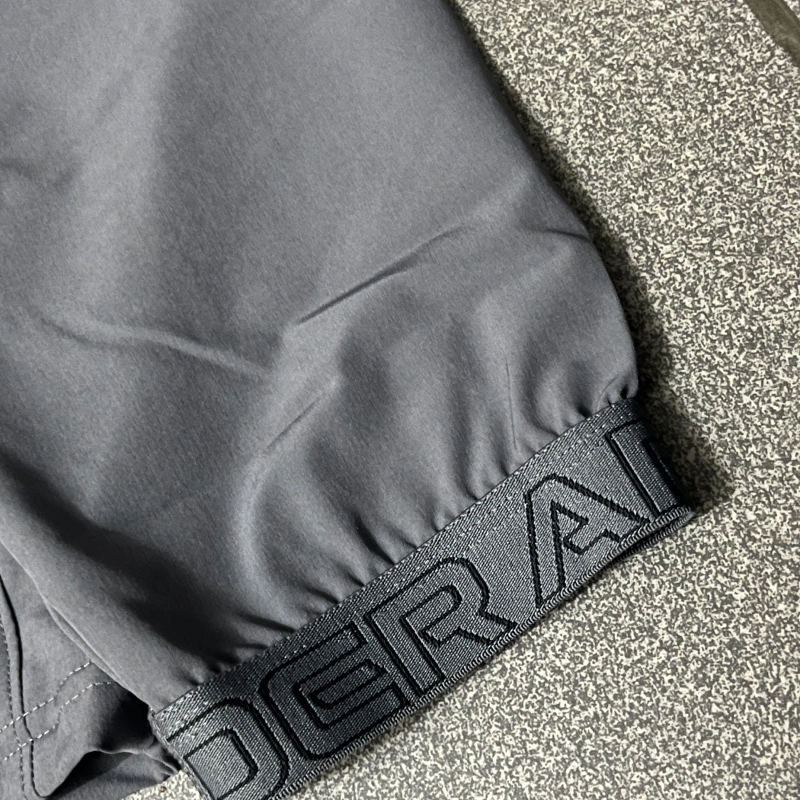 Under armour jacka - 90