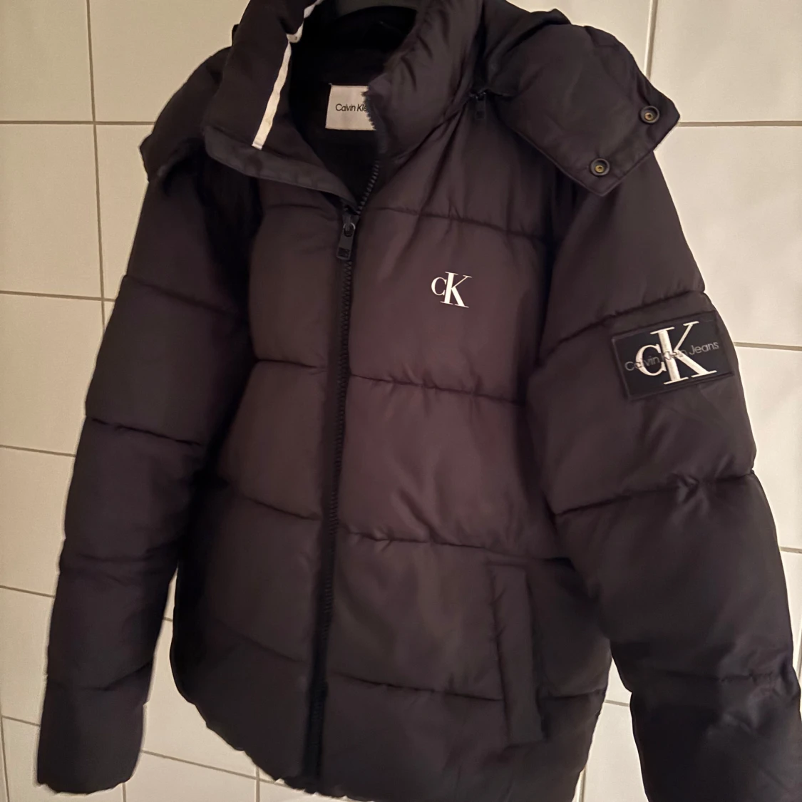 Calvin Klein jacka - 90