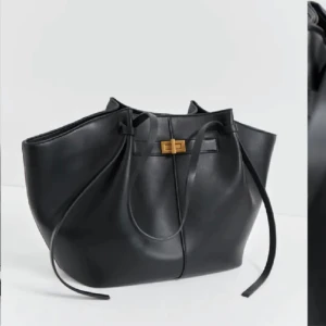 Gina tricot väska - Slutsåld❤️