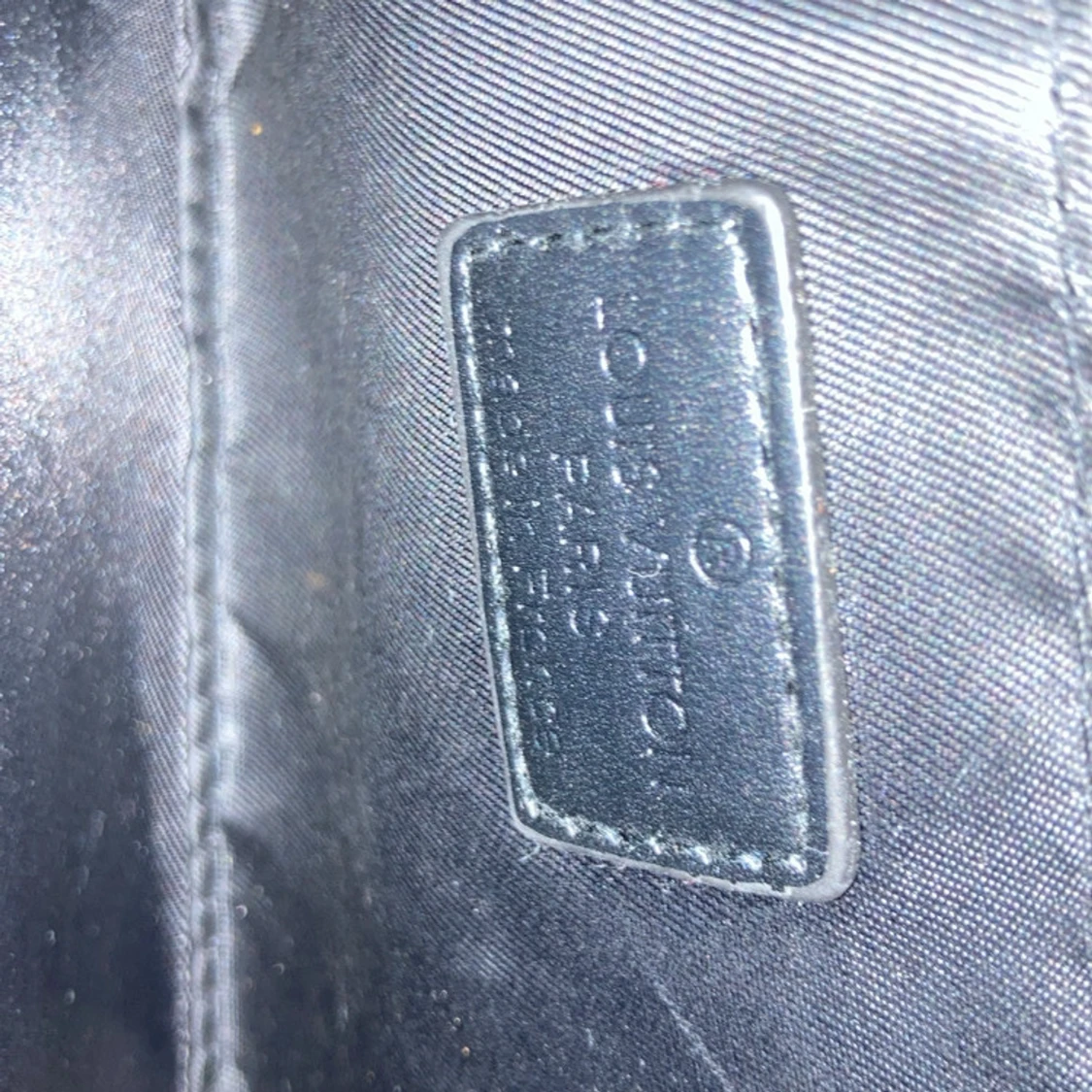 Svart Louis Vuitton väska utan plånboken  - 4