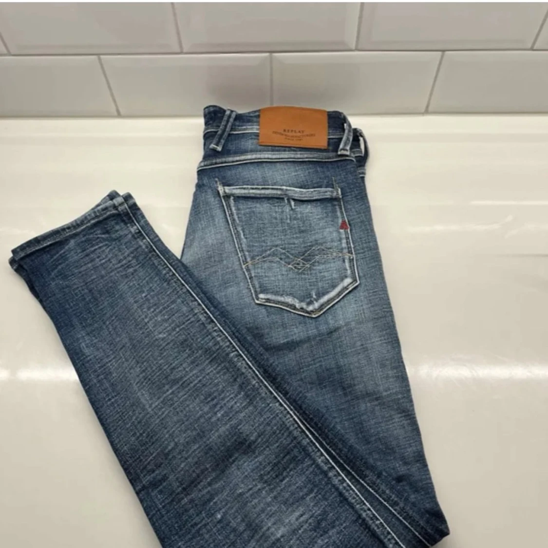 Blå jeans från Replay(slitningar)