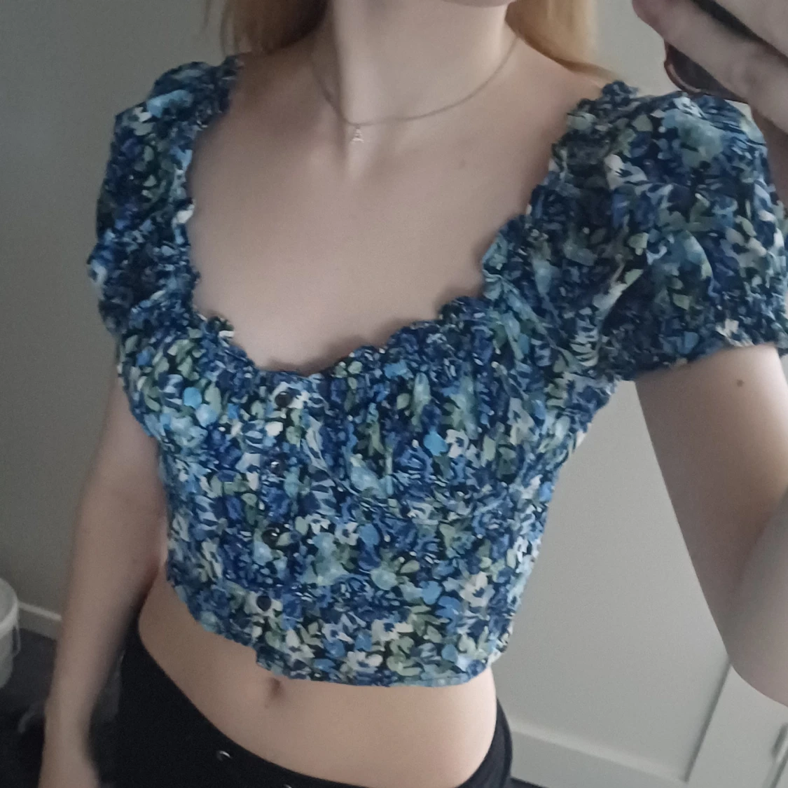 Blommig croppad topp - 2