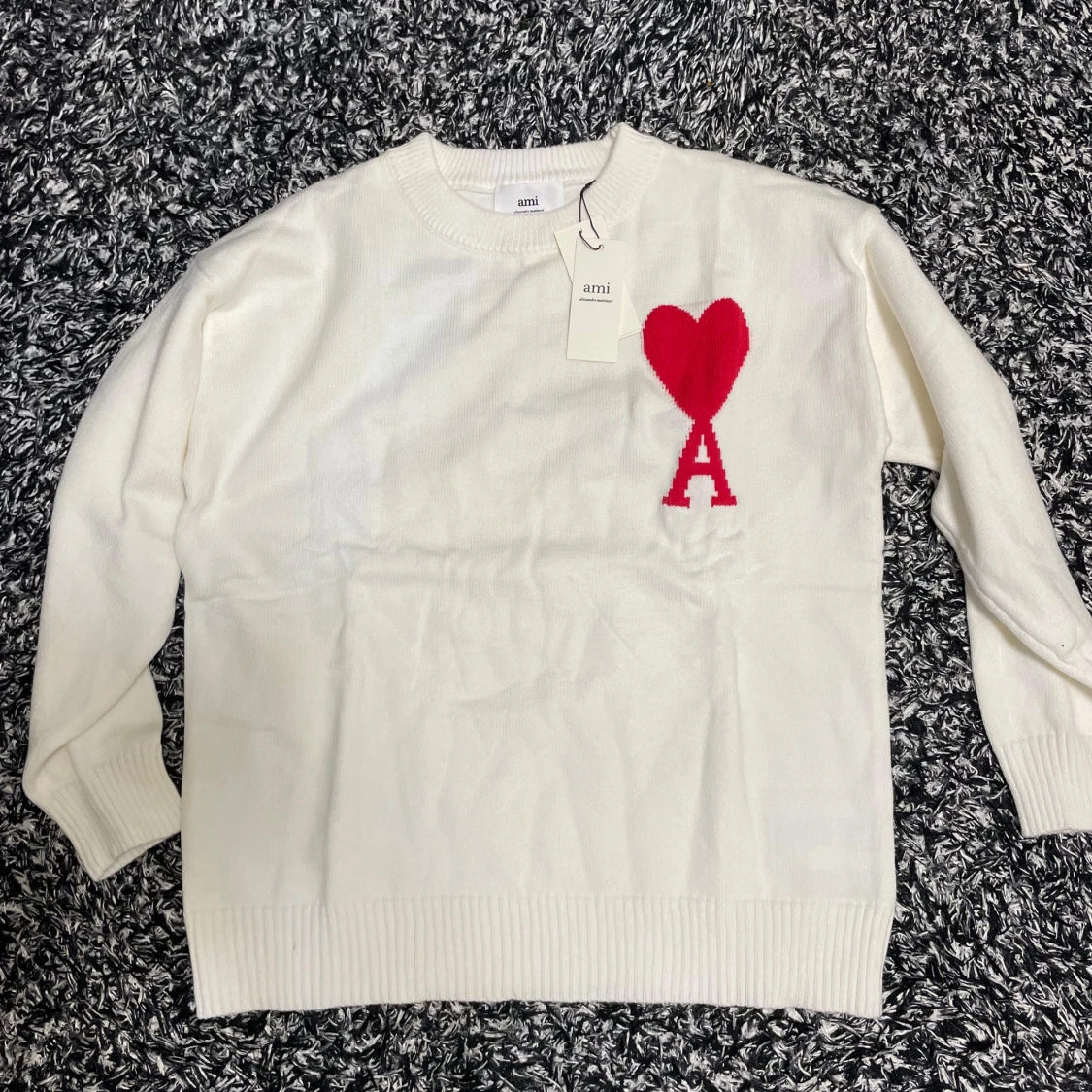 Ami Paris vit sweater