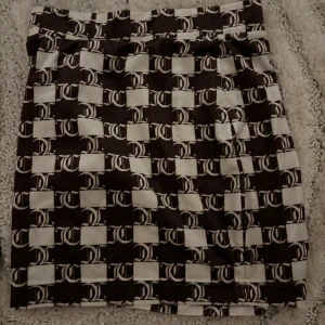 Brun och vit kjol från Juicy Couture - Oanvänd 