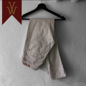 Dondup George  - Feta Dondup George | Skick: 9/10 | Storlek: 33 | Hör av er vid funderingar!