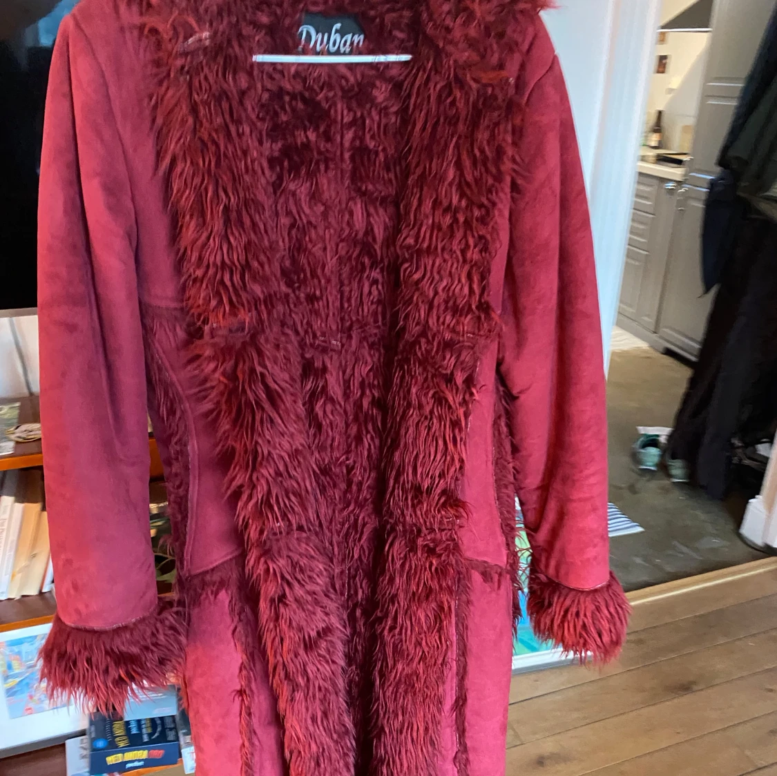 Vinröd pälskappa💓 - 2