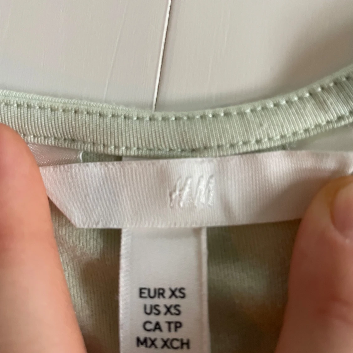 Ljusgrön långärmad topp från H&M - 1