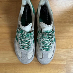 Adidas x Wales Bonner - Adidas Samba Wales Bonner Cream Green. Storlek 42. 