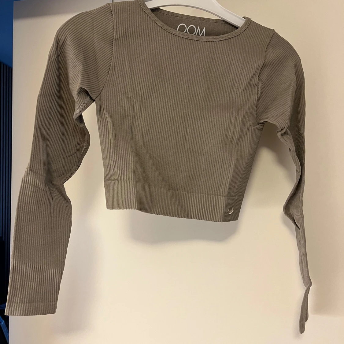 Beige ribbat träningsset från DOM - 1