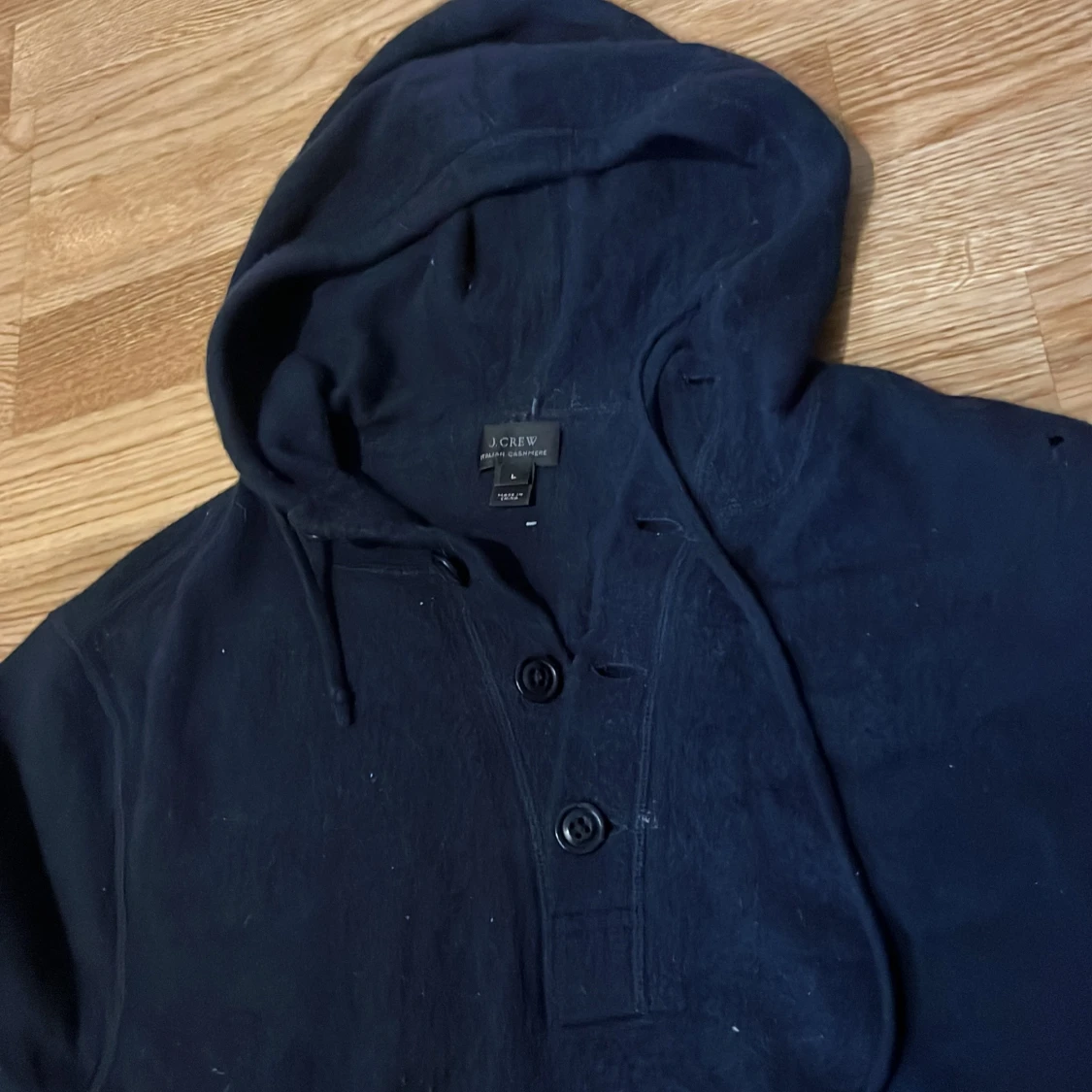 Svart kashmir hoodie från J.Crew - 1