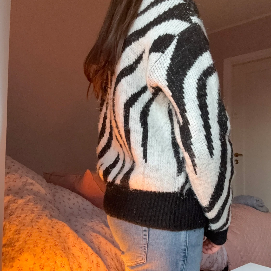 Zebramönstrad stickad tröja - 2