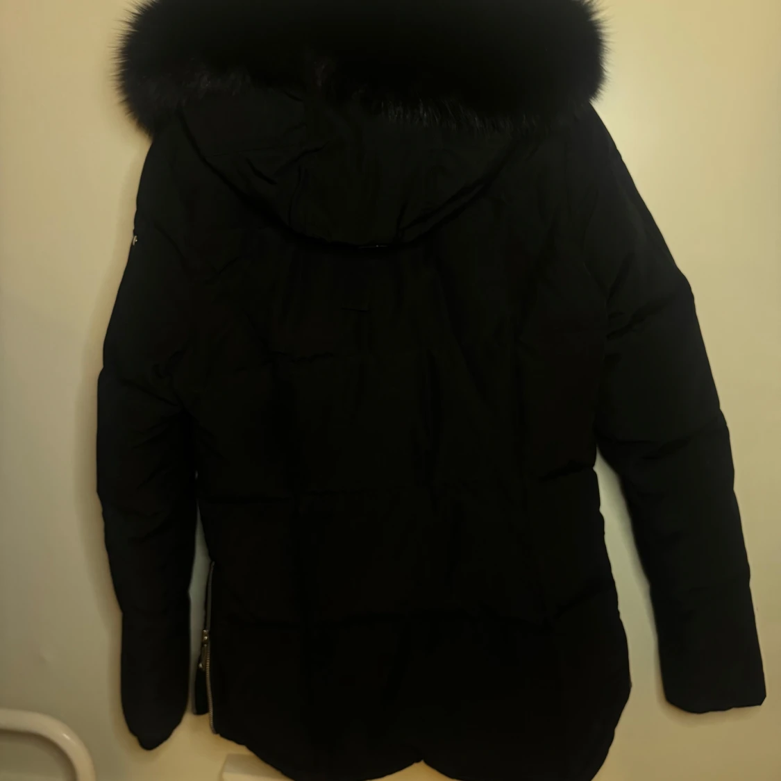 Svart dunjacka från Moose Knuckles - 92