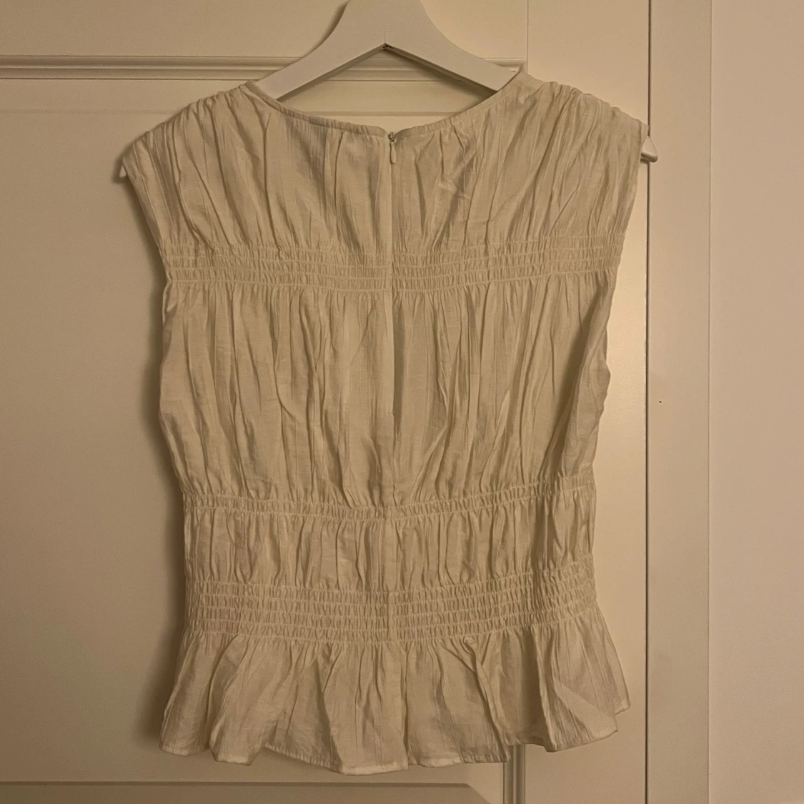 Vit ärmlös blus från H&M - 2