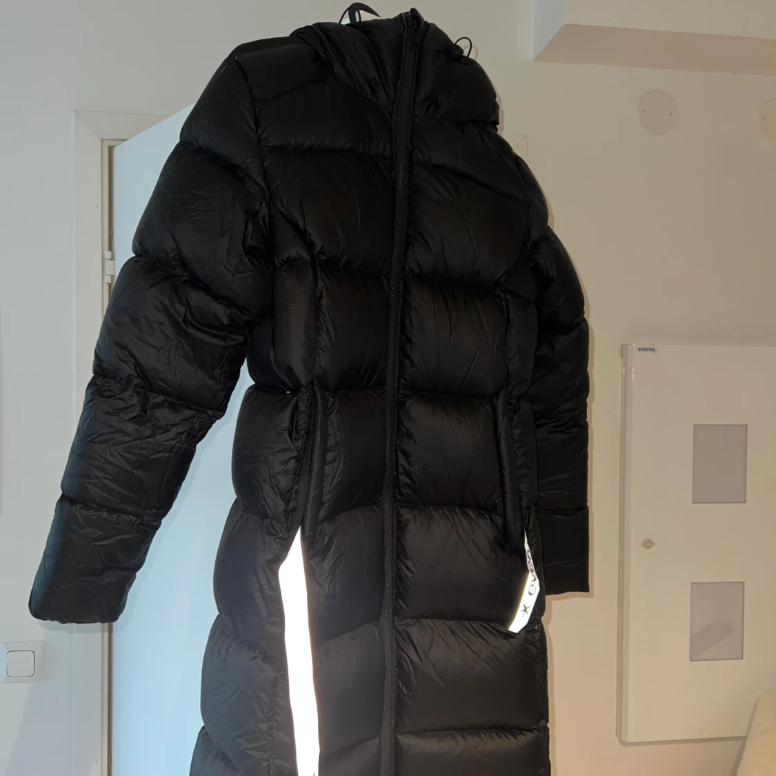 lång och varm dunjacka  - 90