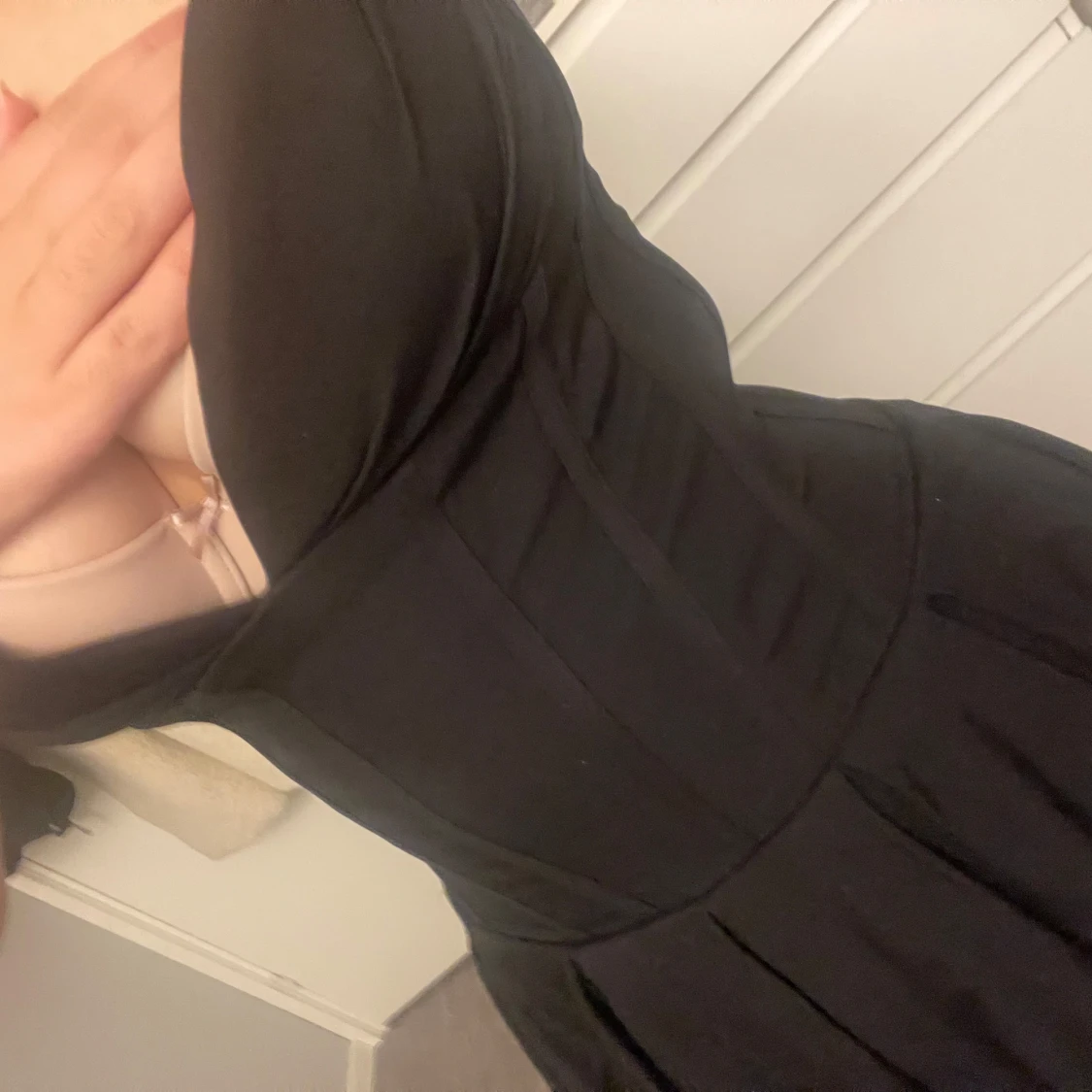 Oanvänd midiklänning från House of CB - 93