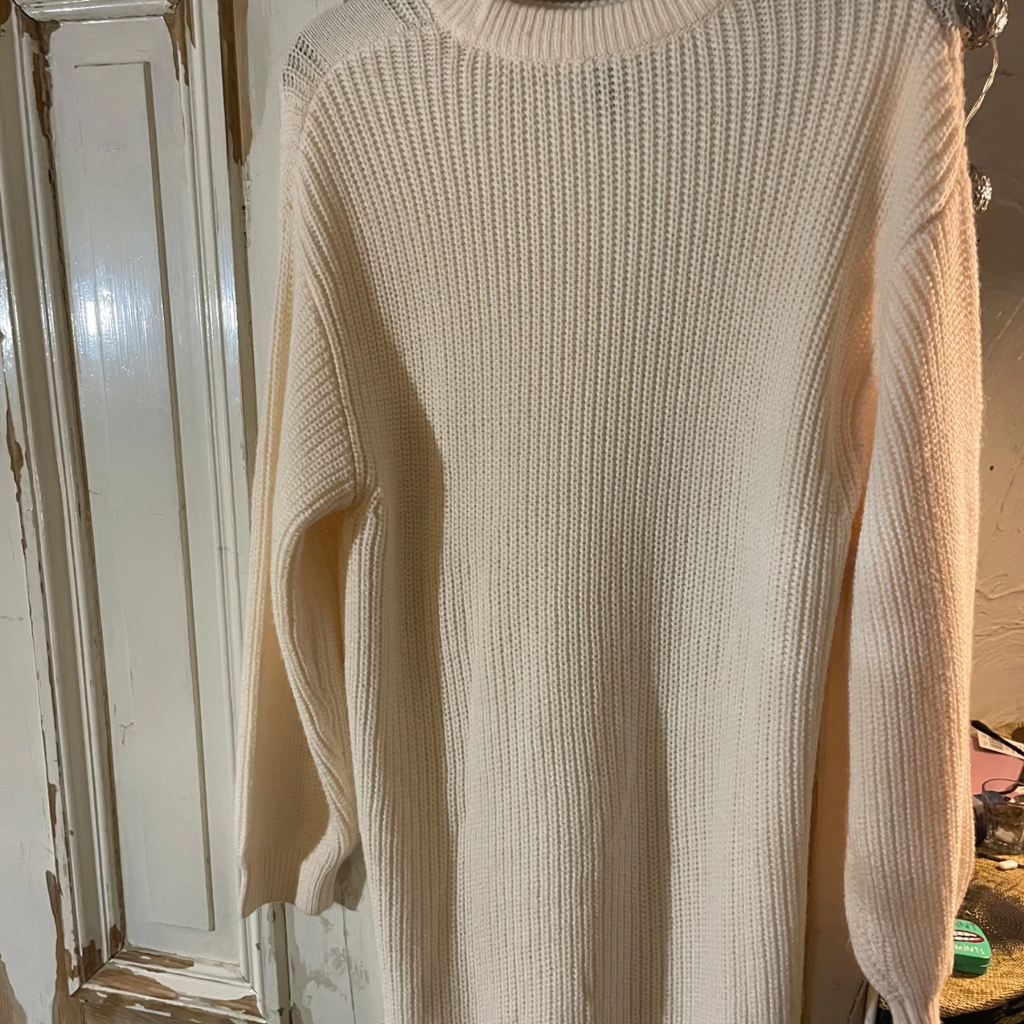 Vit stickad tröja från H&M - 90