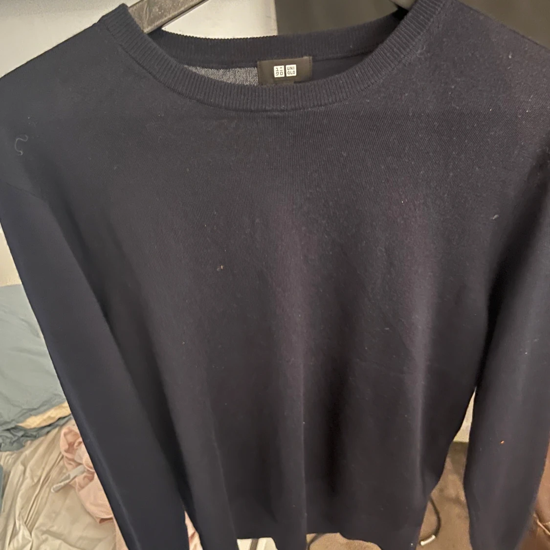 Svart tröja från Uniqlo - 92