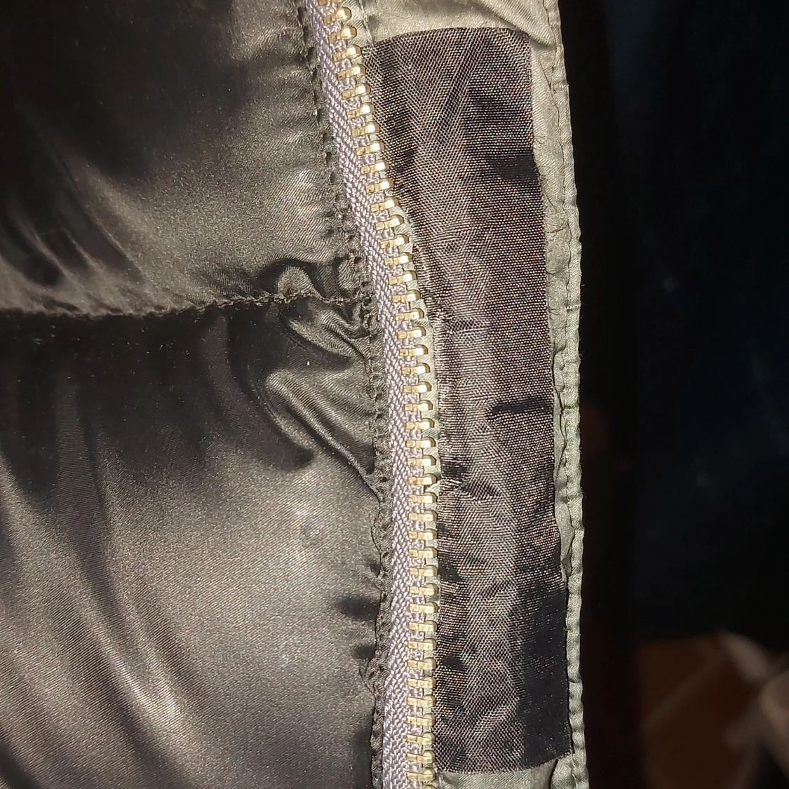 Svart dunjacka från Colmar - 93