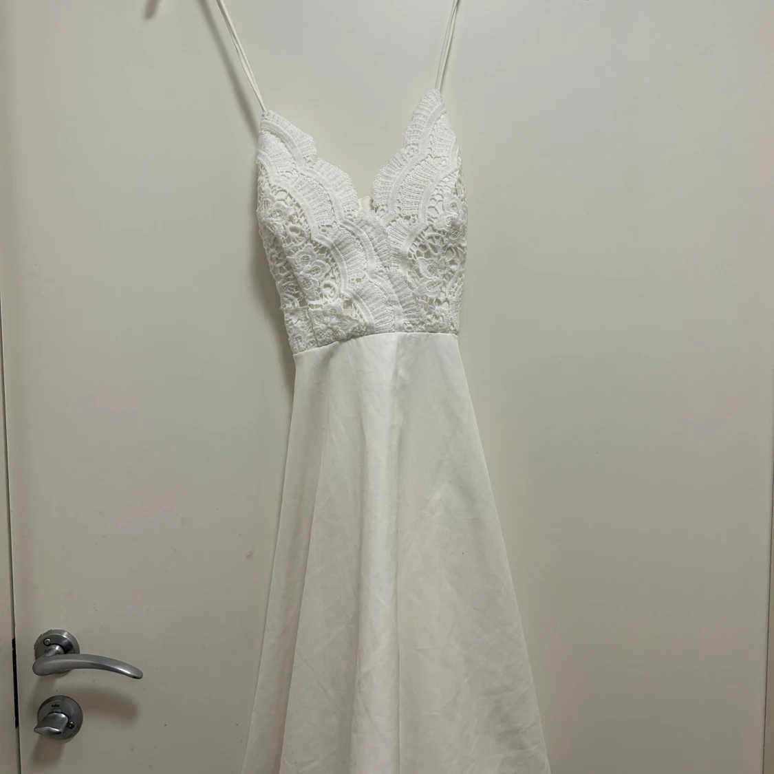 Vit klänning från Chiara Forthi