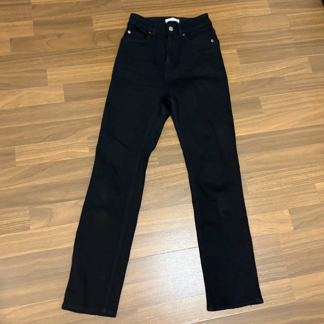 Svarta jeansbyxor H&M