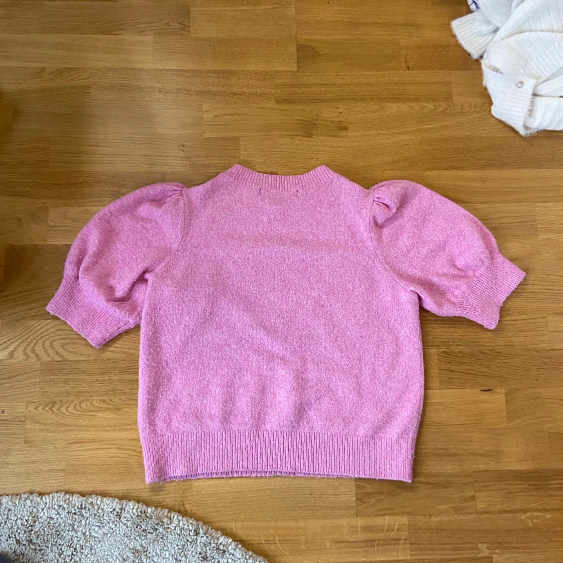Rosa tröja - 1