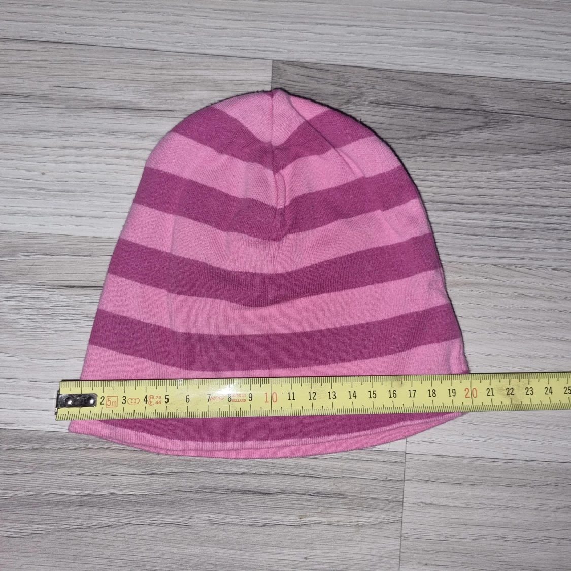 Rosa och lila randig mössa - 1